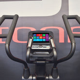 Elíptica Profissional Erx 9500 TFT | c/ Bluetooth para Apps móveis